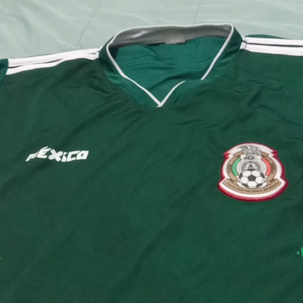 Mexico jersey XLarge like new , green